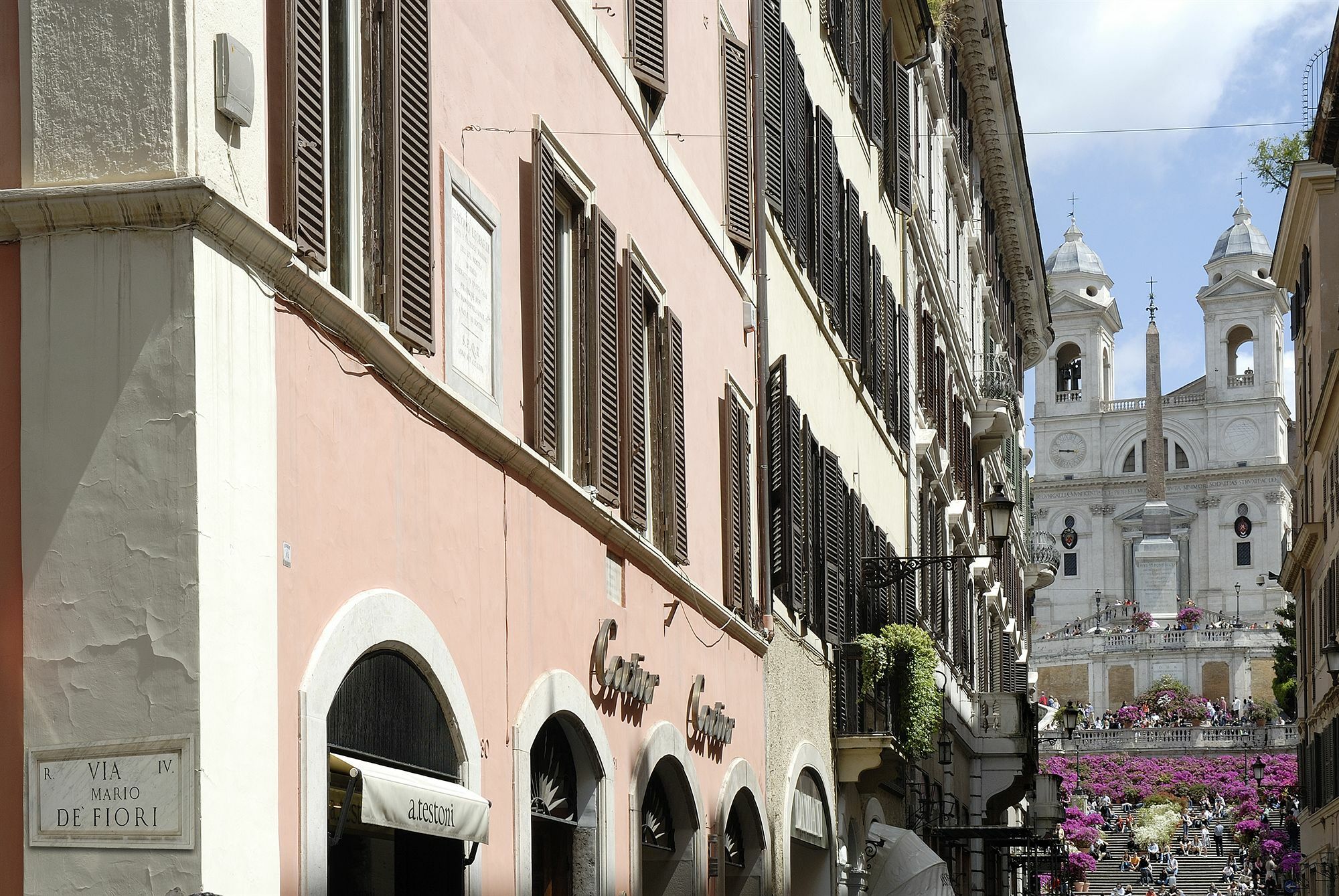 Crossing Condotti Rome Exterior photo